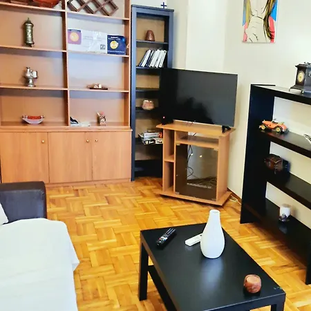 Cozy And Bright In The Heart Of The Appartamento